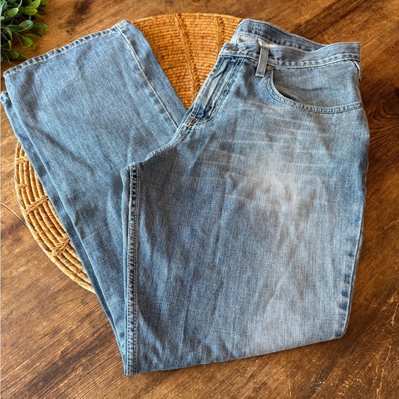 Cinch Men’s Light Blue Relaxed Fit Jeans - Picture 3 of 15